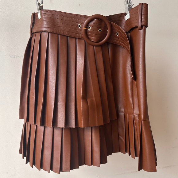ZARA tan brown leather skirt size US ‘L’ - Picture 1 of 3
